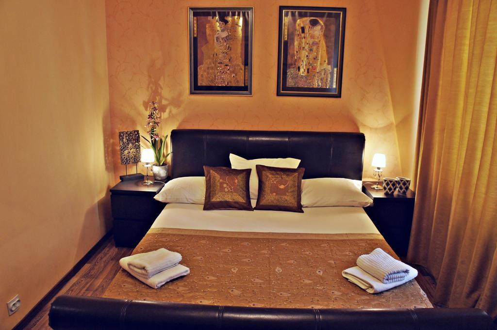 Agentia H Accommodation Bucureşti Ngoại thất bức ảnh