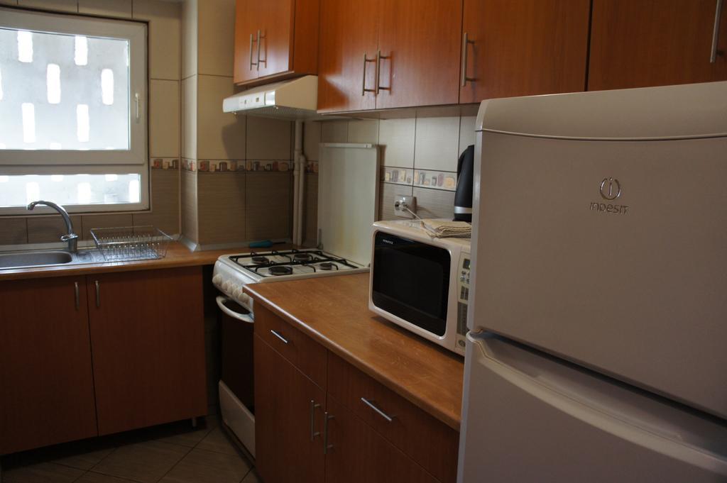 Agentia H Accommodation Bucureşti Ngoại thất bức ảnh