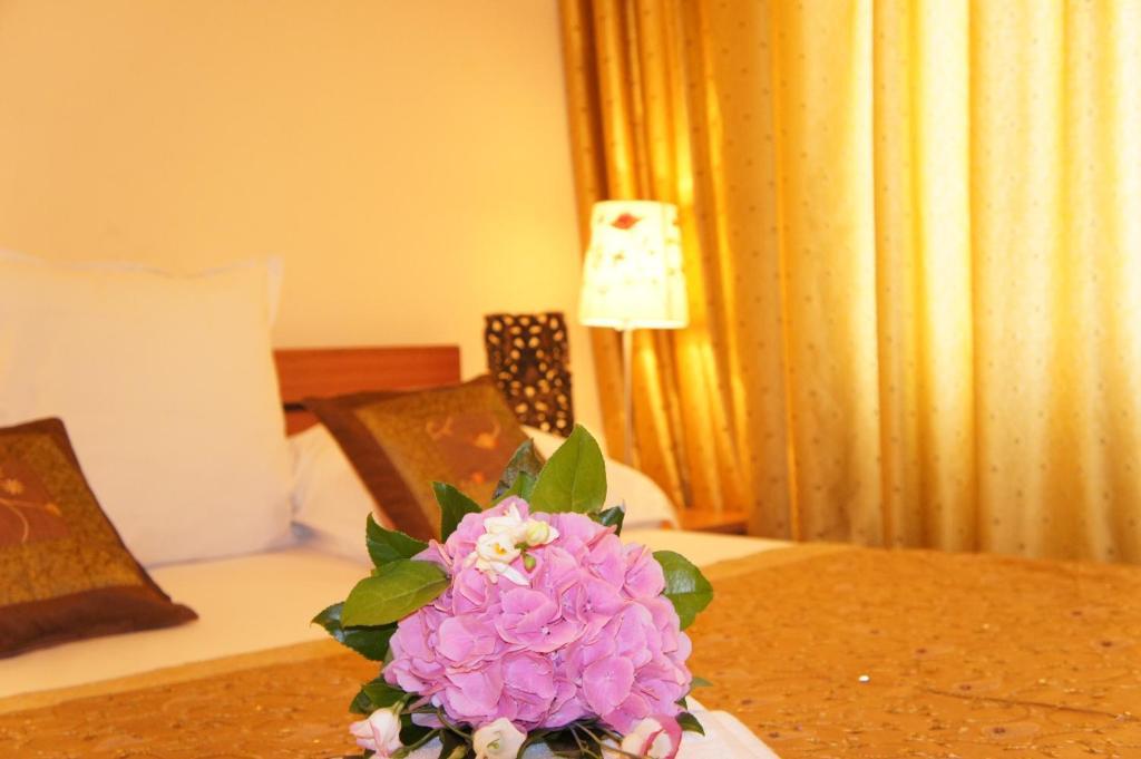 Agentia H Accommodation Bucureşti Phòng bức ảnh