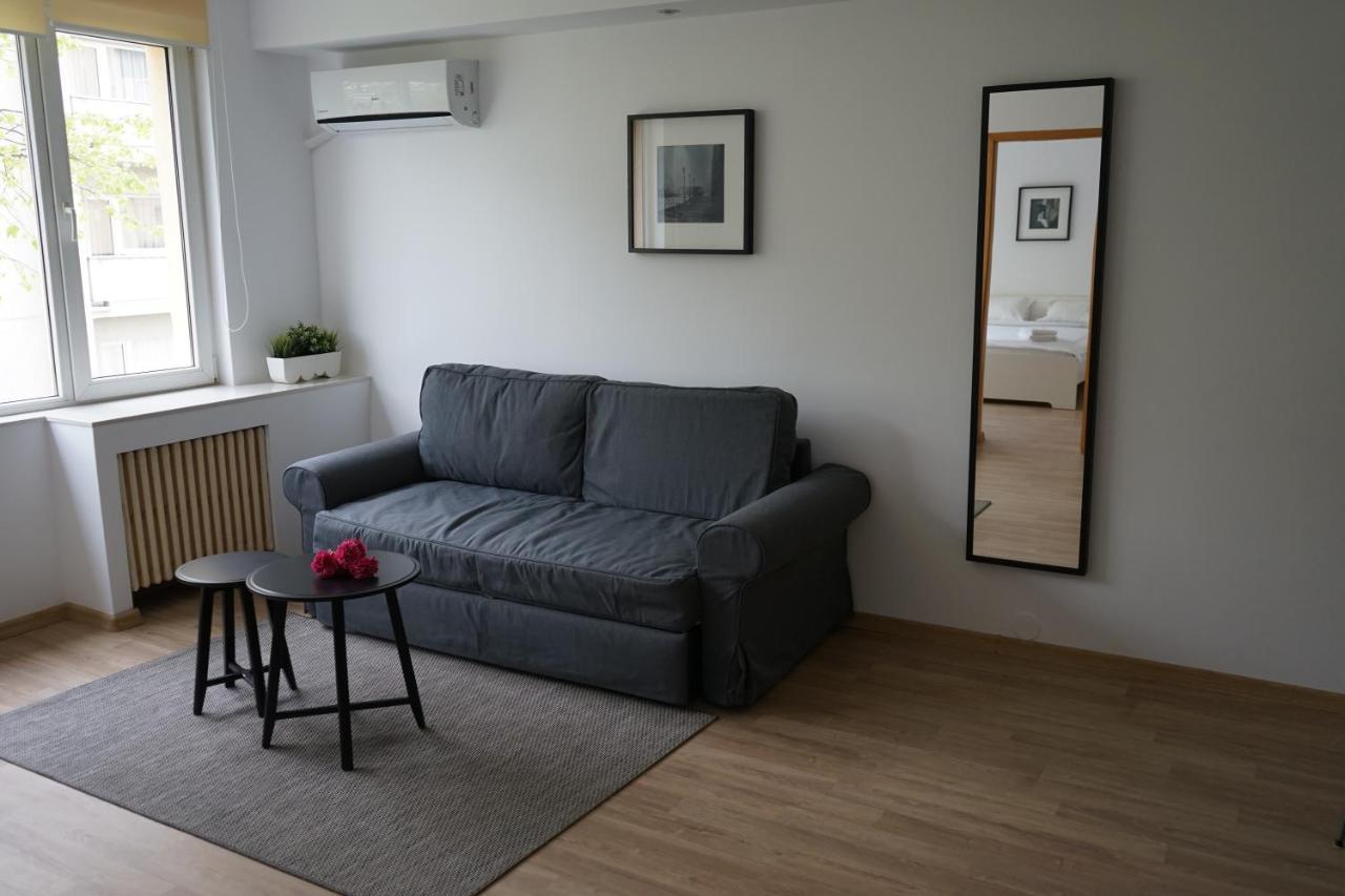 Agentia H Accommodation Bucureşti Ngoại thất bức ảnh