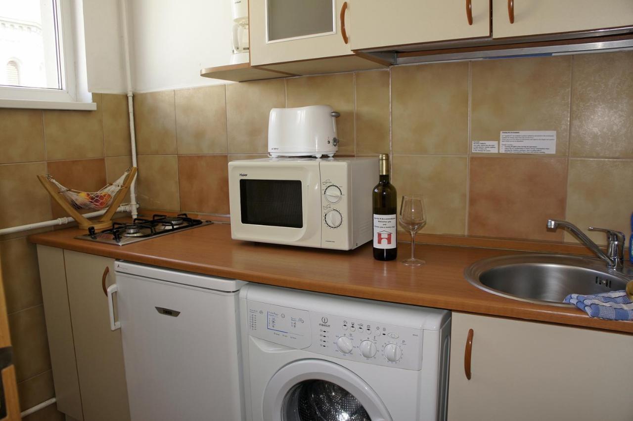 Agentia H Accommodation Bucureşti Ngoại thất bức ảnh